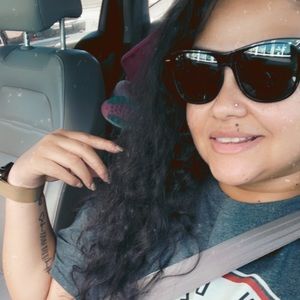 Meet your Posher, Reina